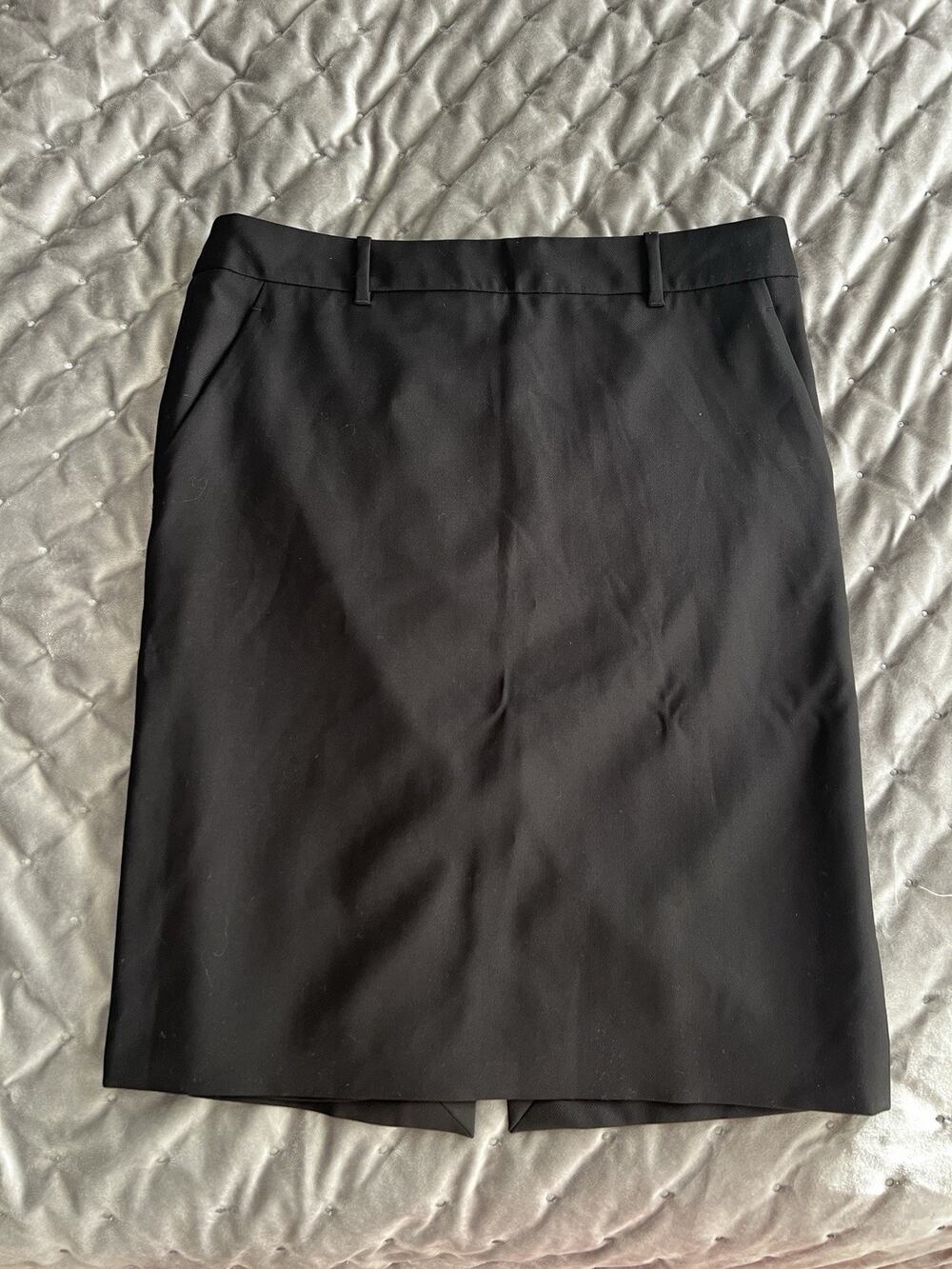 Gucci Uniform Size 42 Black Wool Pencil Skirt Made In Bulgaria Hanger & Bag